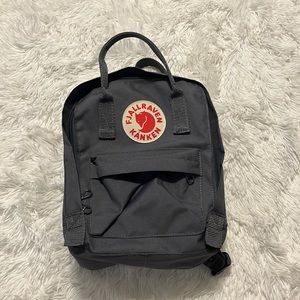 Fjallraven Kånken Mini Backpack